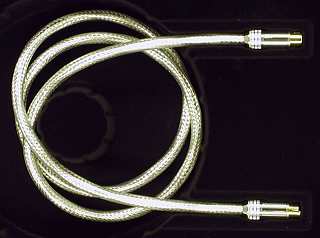 mit 25 kt vergoldetem Stecker und versilbertem Kabel